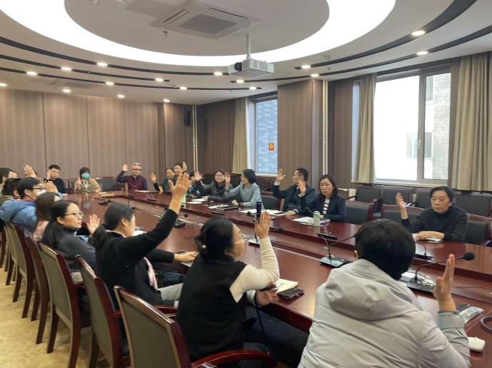 是CCTV5体育台播放新人权益奋进和